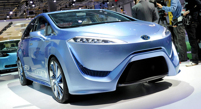  New Toyota FCV-R Fuel-Cell Concept Heading for Production in 2015 [Updated]