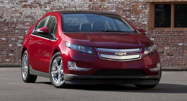  Chevy Volt Sales Close to 50% up in October, Outsells Nissan Leaf for the First Time
