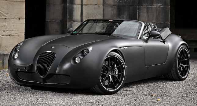 A 600HP Tongue Twister: SchwabenFolia's Weismann Roadster MF5 V10 Black Bat