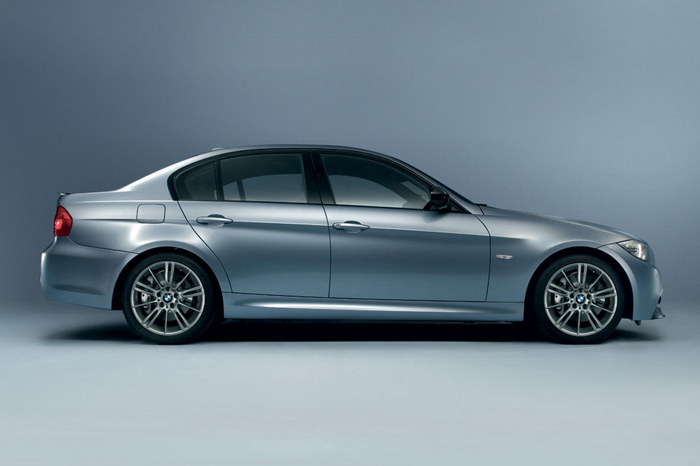 Самая надежная bmw 3