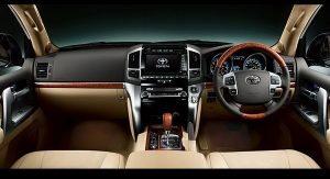 2012-Land-Cruiser-200-V8-12Carscoop 2012-Land-Cruiser-200-V8-12Carscoop