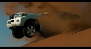 2012-Land-Cruiser-200-V8-15Carscoop 2012-Land-Cruiser-200-V8-15Carscoop