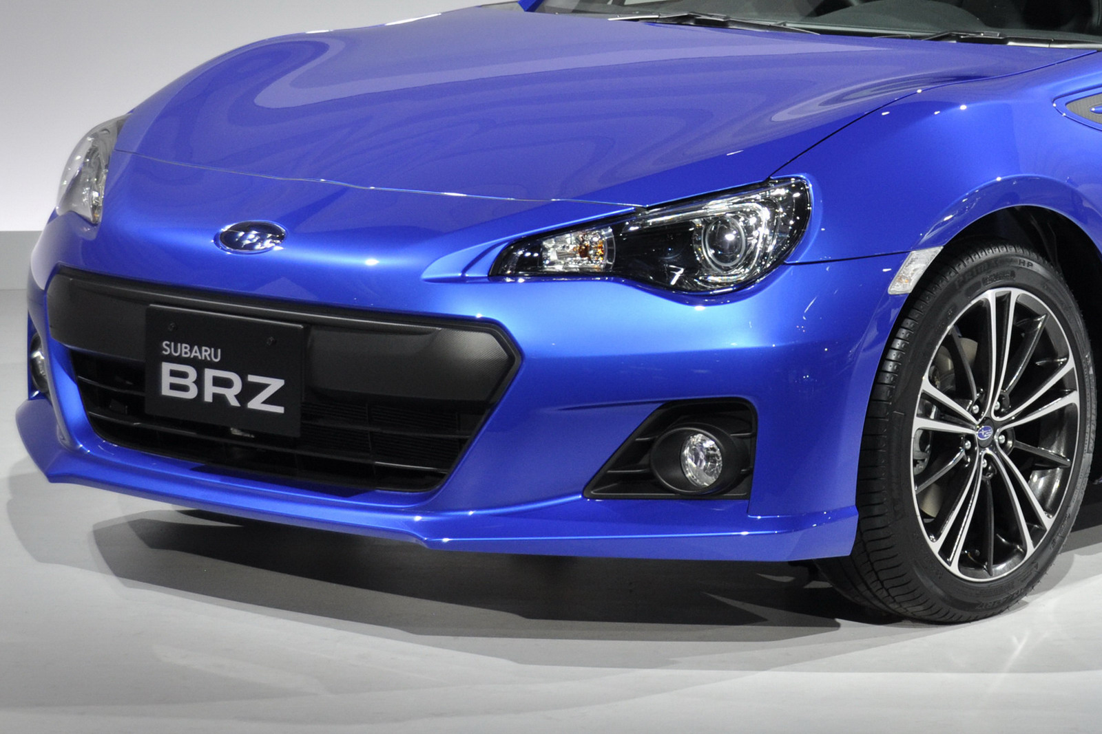Subaru brz тойота