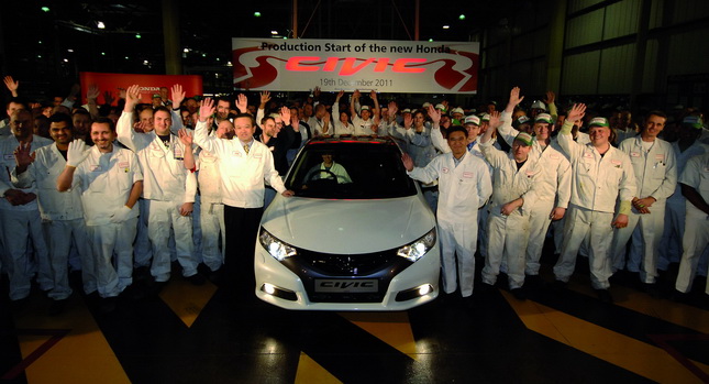  Honda Starts Production of New European Civic Hatch at Swindon Plant