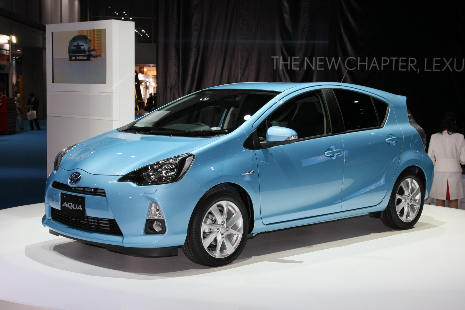 Live Photos Of The New Toyota Aqua Or Prius C From The Tokyo Motor Show Carscoops
