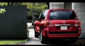 2012-Land-Cruiser-200-V8-9Carscoop 2012-Land-Cruiser-200-V8-9Carscoop