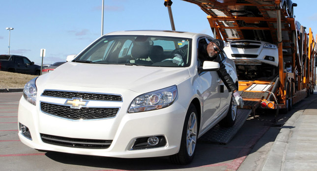  Chevy Begins U.S. Deliveries of 2013 Malibu Sedans, Officially Confirms 2.0-liter Turbo