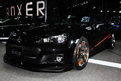 Subaru black brembo