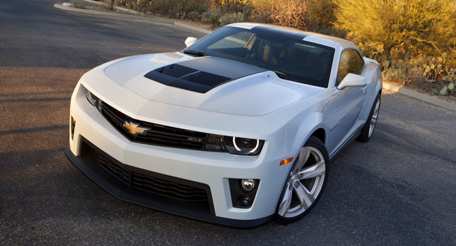  Chevy Drops New Photo Gallery of Camaro ZL1 Coupe and Convertible Models