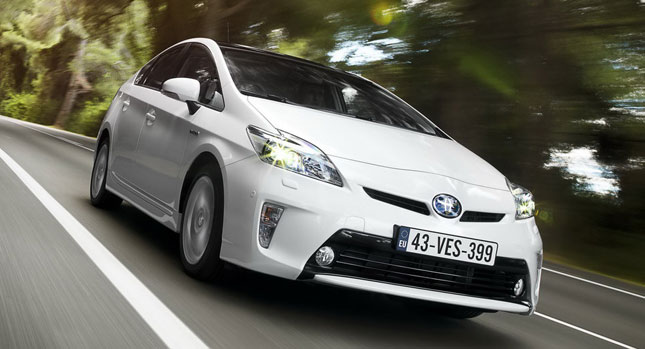  Refreshed 2012 Toyota Prius Priced from £21,350 in Britain