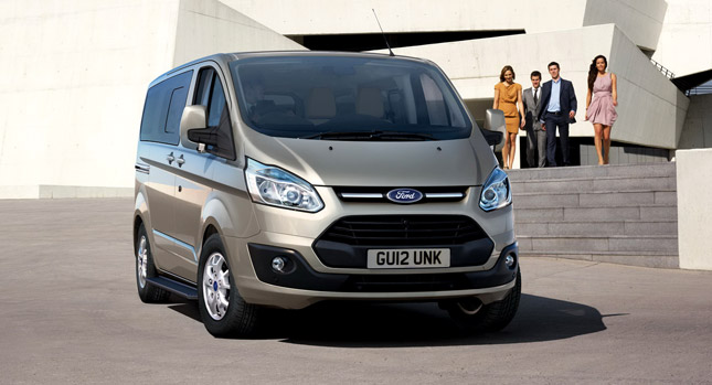 New Ford Tourneo Custom People Mover Offers the Best Seat in the