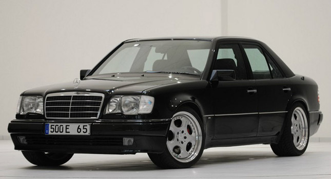  Brabus Selling 6.5 Sports Sedan Based on the W124 Mercedes-Benz E500 with Just 252km on the Odo
