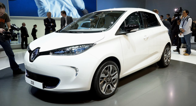  Renault Unwraps Production Version of All-Electric ZOE in Geneva, Announces Pricing