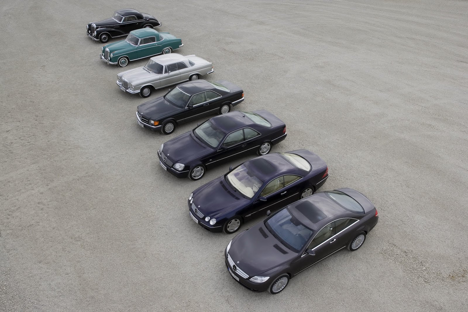 Заказать машину заранее. Car Evolution. Фото ключей 1 поколения Мерседес.
