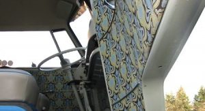 1964-VW-Hippie-Bus-24