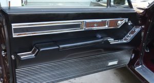 1967-Chrysler-Imperial-Crown-Coupe-25