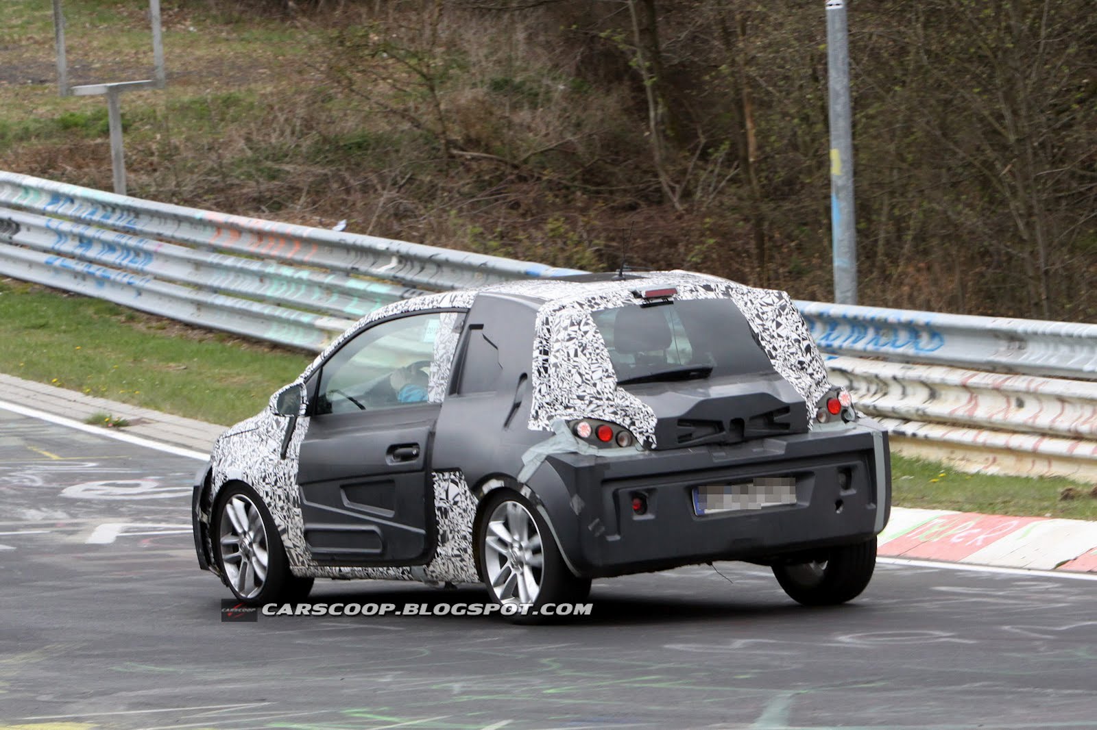 Opel city car driving Opel city car driving