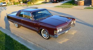 1967-Chrysler-Imperial-Crown-Coupe-33