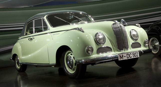 BMW to Resume Special Tours of Munich in Vintage and Classic Cars