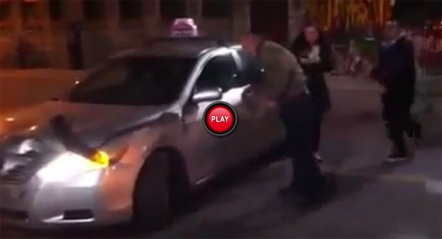  Taxi Driver Runs Over a Man After Being Attacked in Montreal [Warning Graphic Content]