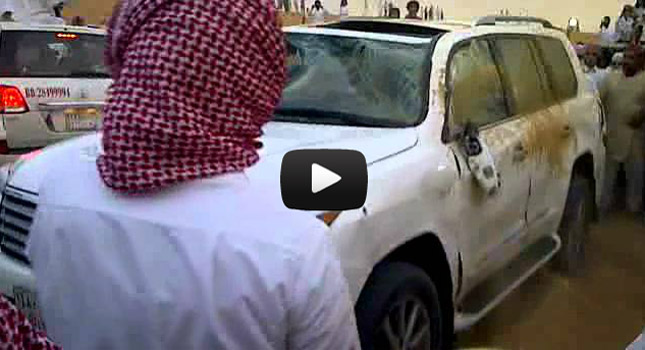  Saudi Driver Rolls Over a 2012 Lexus LX 570 on the Sand Dunes