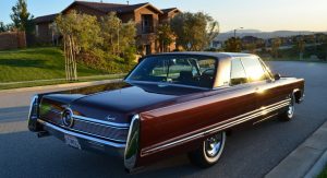 1967-Chrysler-Imperial-Crown-Coupe-49