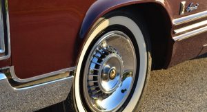 1967-Chrysler-Imperial-Crown-Coupe-61