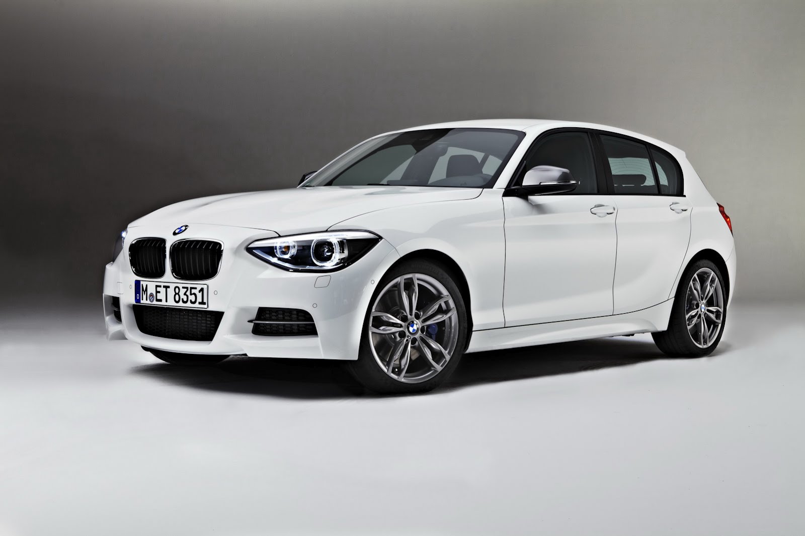 New BMW 114i with 1.6L Turbo and M135i Presented in Five-Door Hatchback  Body Styles