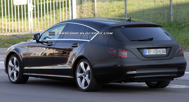  Spied: Mercedes-Benz CLS Shooting Brake Shows Some Skin to the Camera