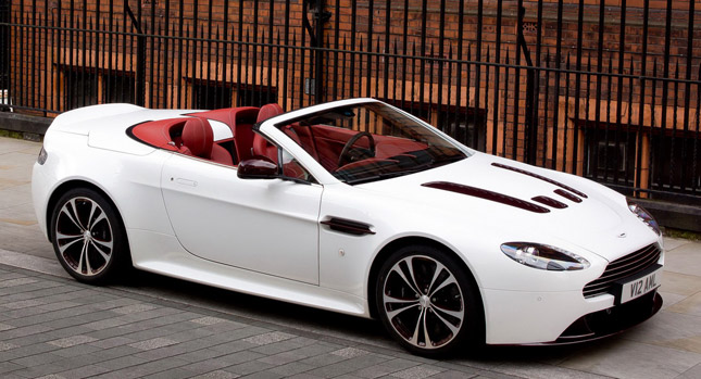  Aston Martin Lifts the Top on New V12 Vantage Roadster with 510hp