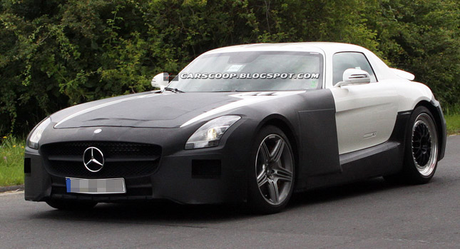  Spied: Mercedes-Benz SLS AMG Goes to the Dark Side with Black Series Edition