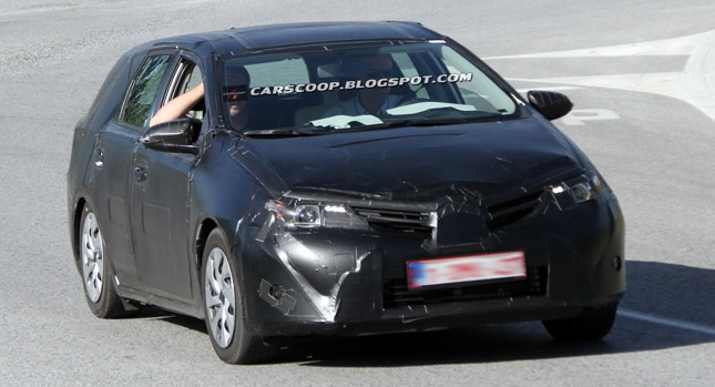  Scoop: New Toyota Auris Station Wagon Spotted Testing in Europe