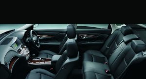 2013-Mitsubishi-Proudia-Dignity-19 2013-Mitsubishi-Proudia-Dignity-19