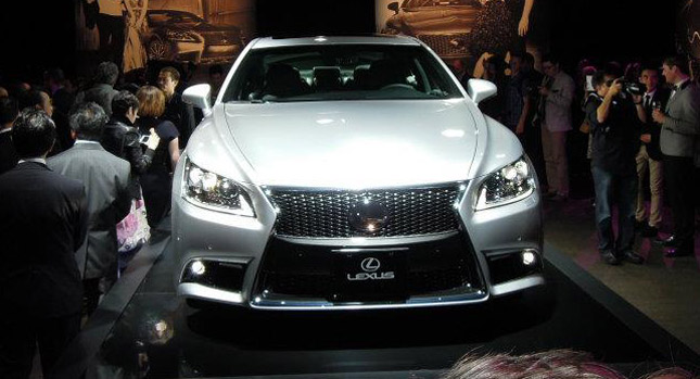  Lexus Gives the 2013 LS Sedan a Little More Character with a Thorough Facelift
