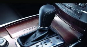 2013-Mitsubishi-Proudia-Dignity-25 2013-Mitsubishi-Proudia-Dignity-25