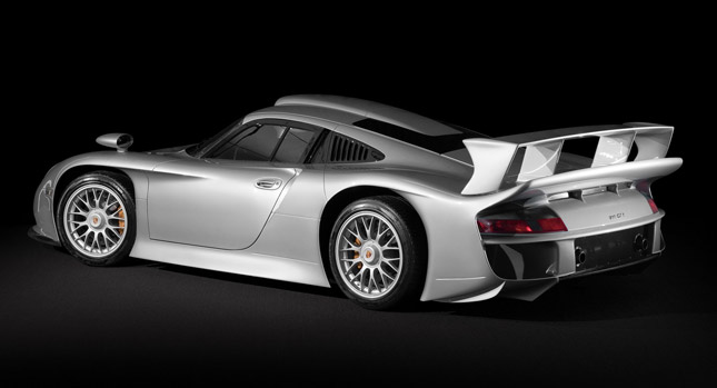  Attention All Millionaires: Rare Porsche 911 GT1 to be Auctioned Off in Monterey