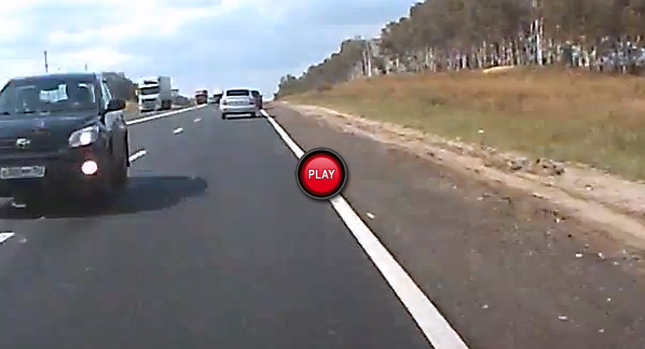  Vigilant Drivers Avoid Head On Collision with Wrong Way Toyota RAV4