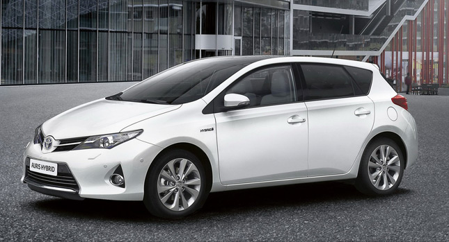  Toyota Prices New 2013 Auris Hatchback from £14,495 in the UK