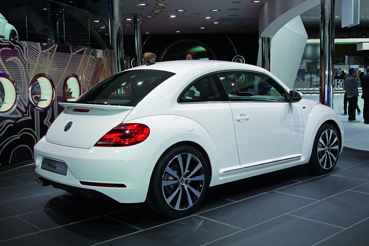 Volkswagen Sports Up the New Beetle with R-Line Packages | Carscoops