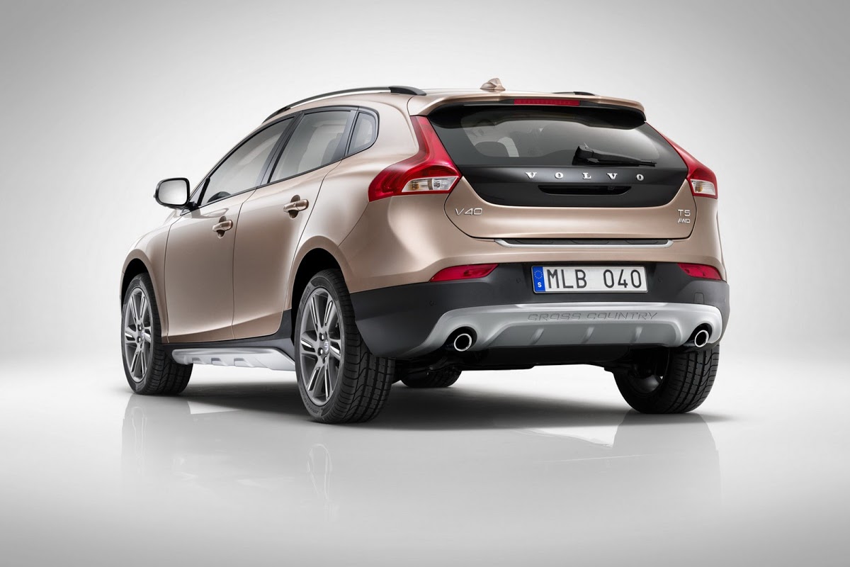 Volvo Tells Us V40 Cross Country Not Coming to the States