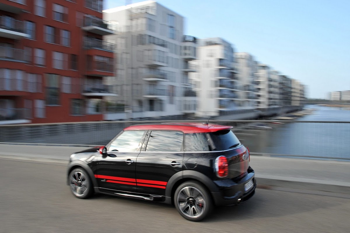 2013-Mini-Countryman-JCW-43%25255B2%25255D 2020 Mini JCW Clubman And Countryman May Get X2 M35i’s 302 HP Four-Pot
