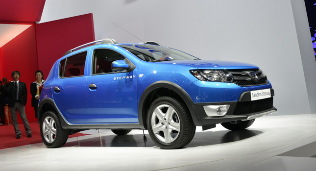  Dacia Renews its Core Lineup, Reveals New Logan, Sandero and Sandero Stepway in Paris
