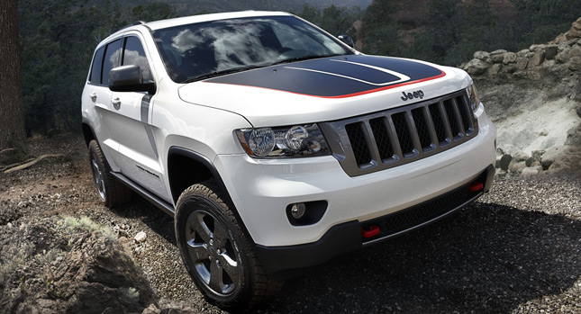  Jeep Introduces New Grand Cherokee Trailhawk and Wrangler Moab Special Editions