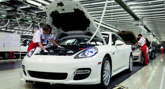  Porsche CEO Says Carmaker will Reduce Initial Production and Investment Targets for 2013