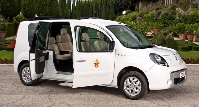  To the Popemobile: Renault Gifts Two Specially Modded Kangoo Maxi Z.E. to Pope Benedict XVI