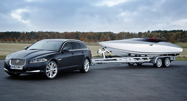  Jaguar Designs a Concept Speedboat to go with its New XF Sportbrake