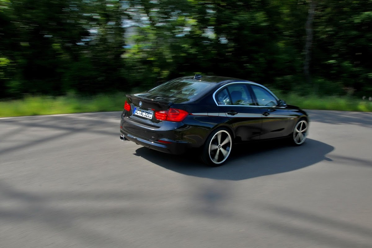 Bmw 3 на плохой дороге