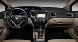 2013_Honda_Civic_Hybrid_04