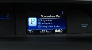 2013_Honda_Civic_EX_L_Sedan_Navi_02