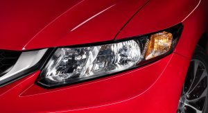 2013_Honda_Civic_Si_Sedan_08